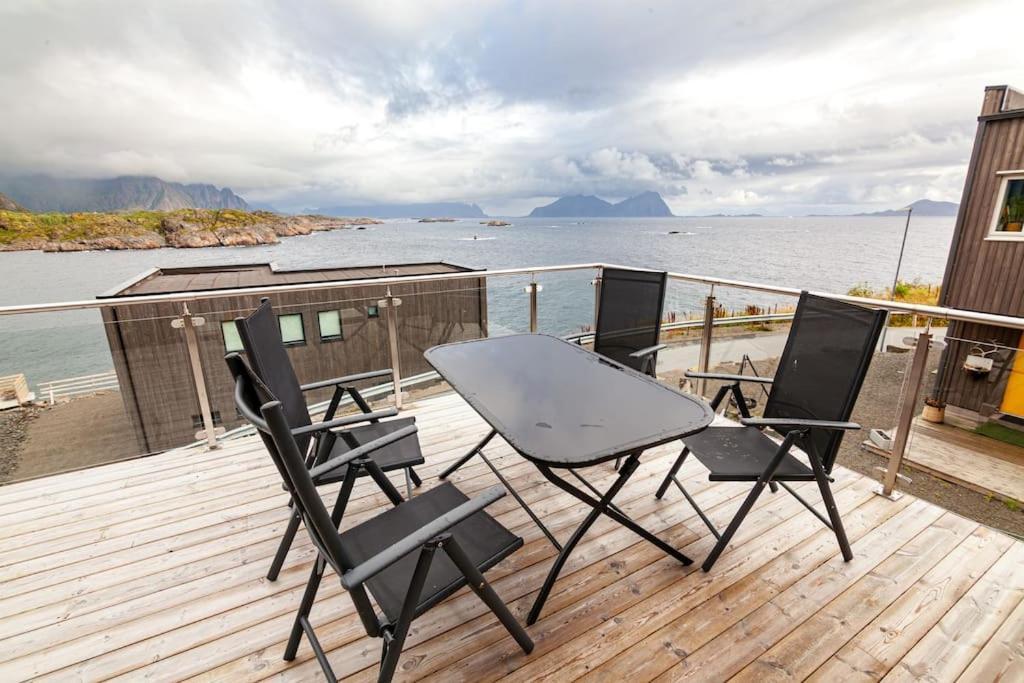 Amazing Seaview Lodge, Kabelvag Bagian luar foto