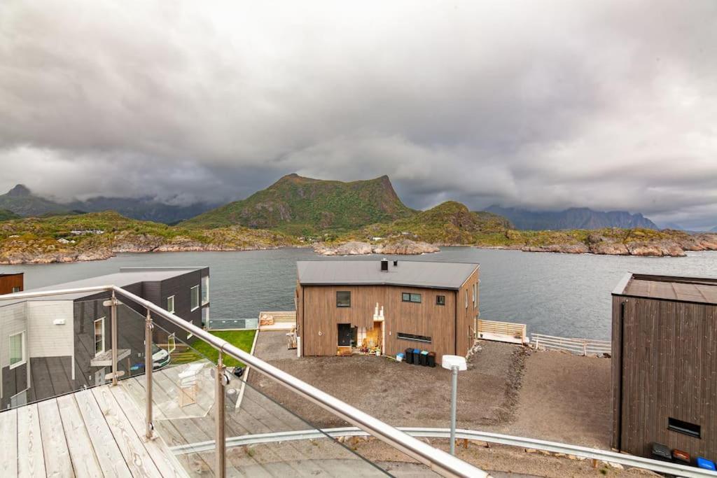 Amazing Seaview Lodge, Kabelvag Bagian luar foto